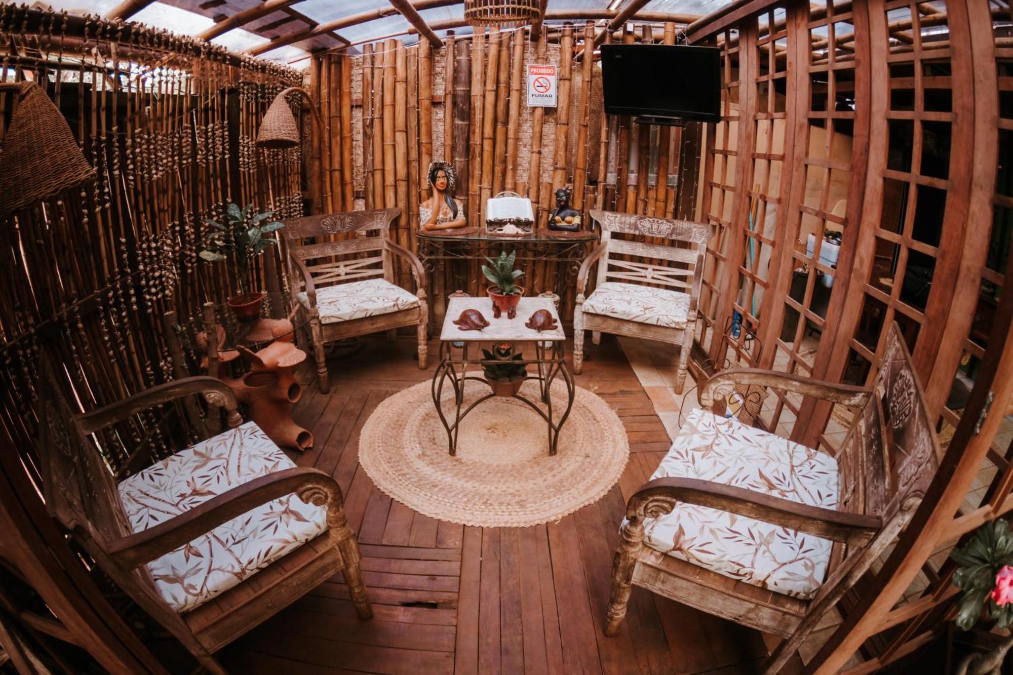 Doce Lar Hostel Noronha Fernando de Noronha Eksteriør billede